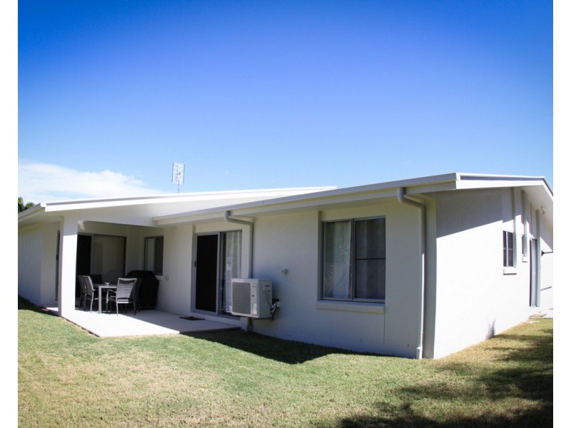 5 Waterfront  Drive, Agnes Water QLD 4677