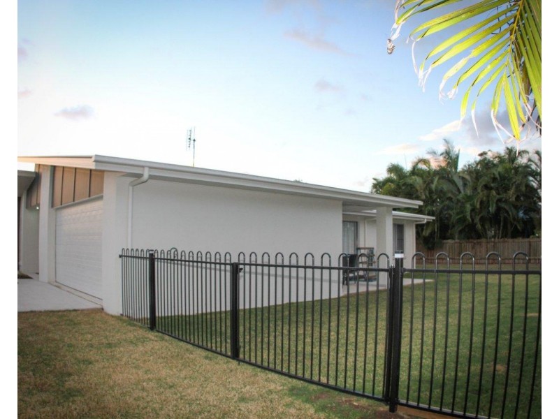 5 Waterfront  Drive, Agnes Water QLD 4677