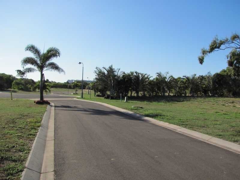 71 Atlantis Boulevard, Agnes Water QLD 4677