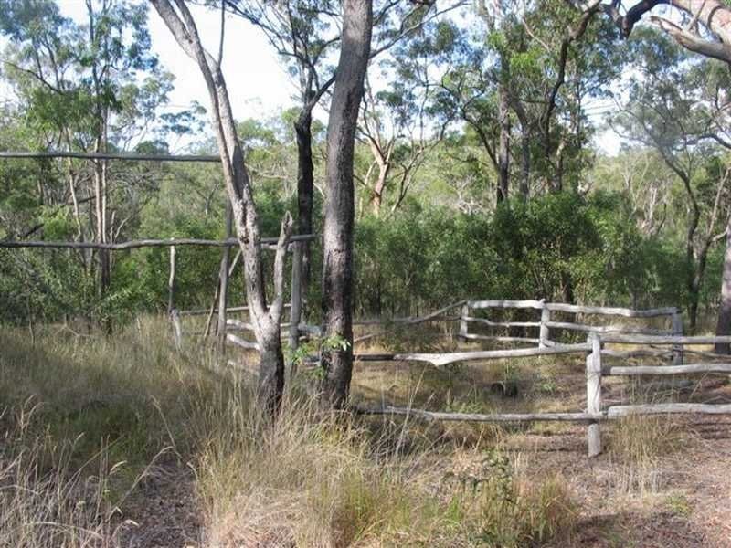 100 Range Road, Captain Creek QLD 4677