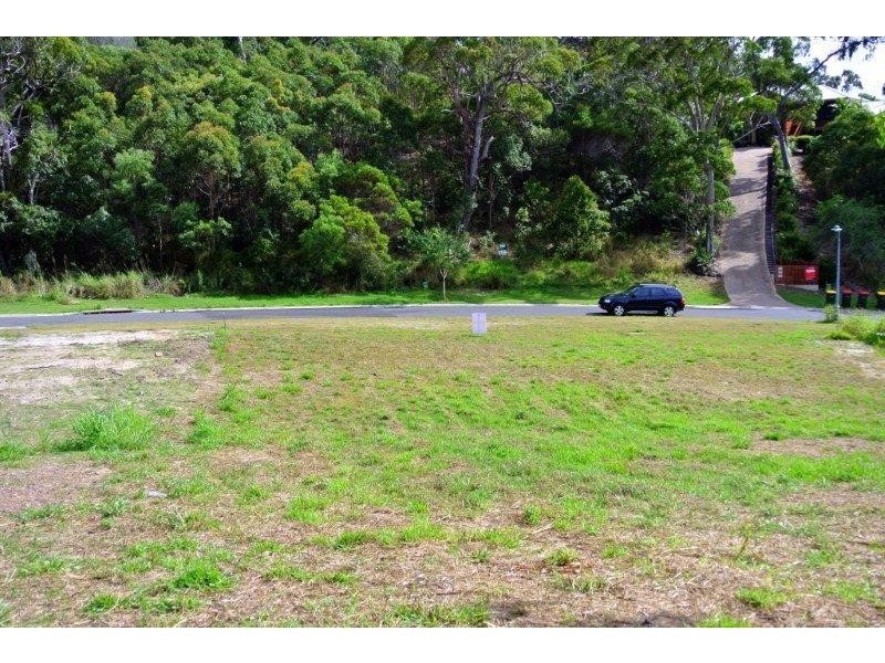 3 Bayview Cl, Agnes Water QLD 4677