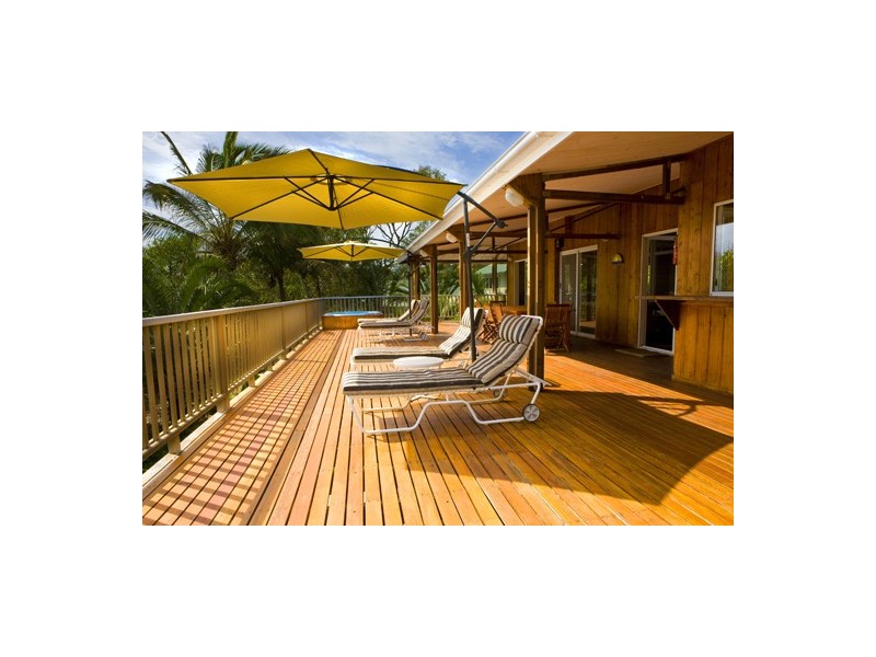 14 Captain Cook Drive, Agnes Water QLD 4677