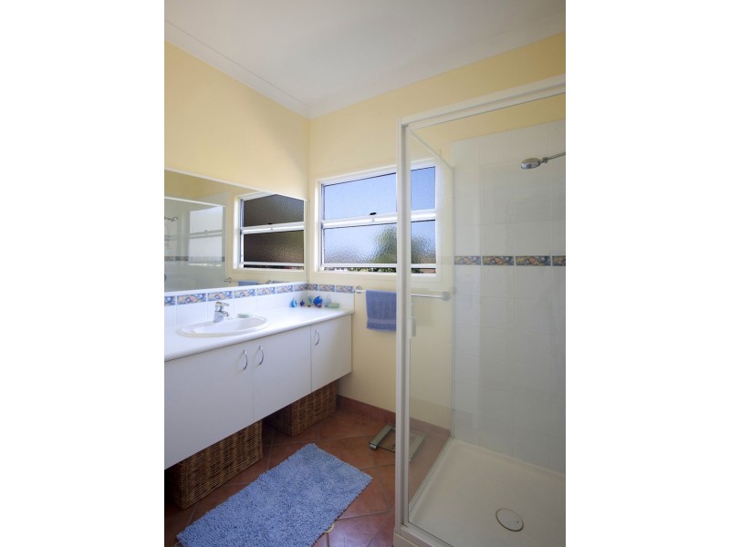 6 The Crescent, Agnes Water QLD 4677