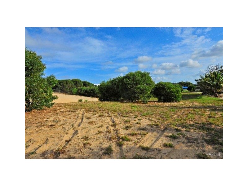 1 Beaches Village Circuit, Agnes Water QLD 4677