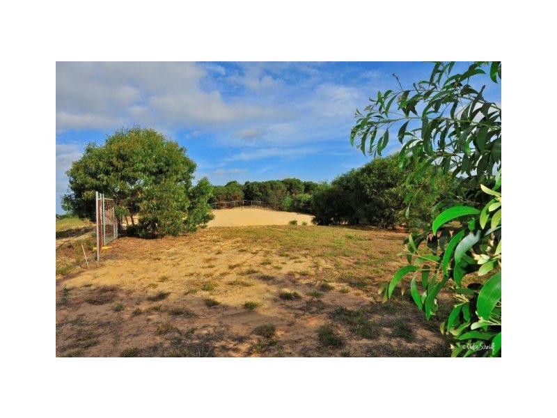 1 Beaches Village Circuit, Agnes Water QLD 4677