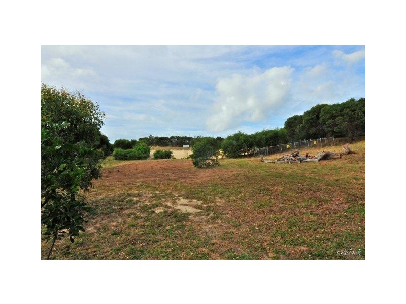 1 Beaches Village Circuit, Agnes Water QLD 4677