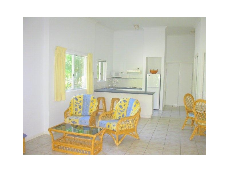 8/40 Captain Cook Drive, Agnes Water QLD 4677