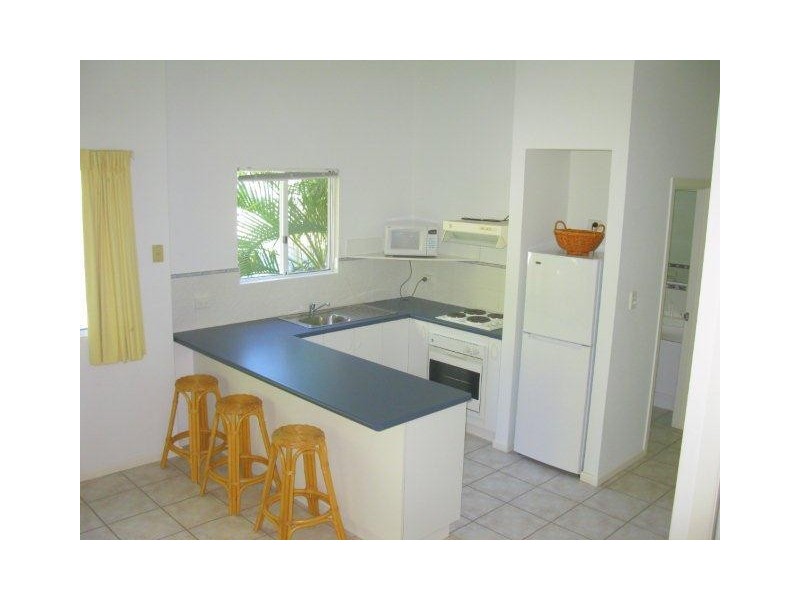8/40 Captain Cook Drive, Agnes Water QLD 4677