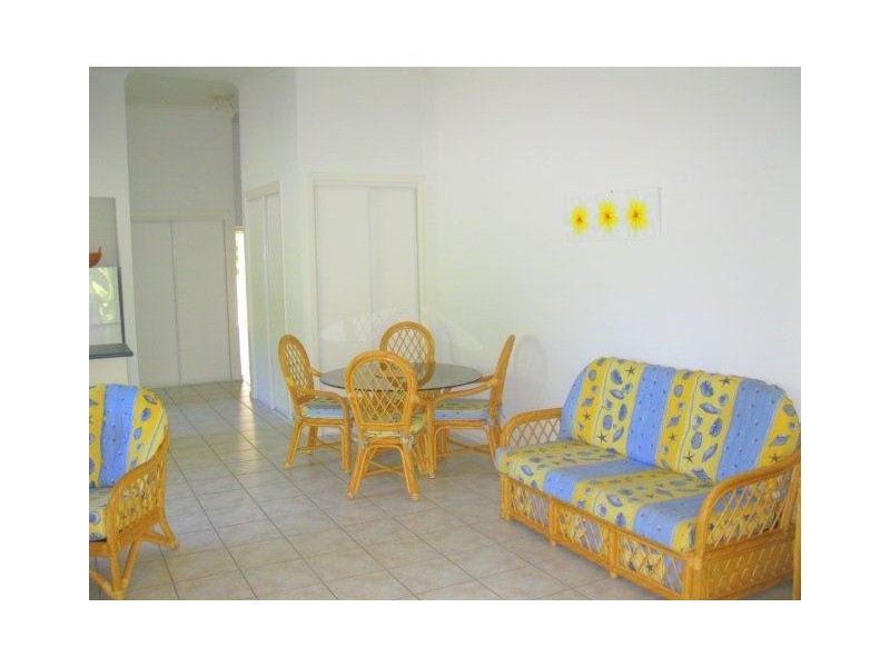 8/40 Captain Cook Drive, Agnes Water QLD 4677