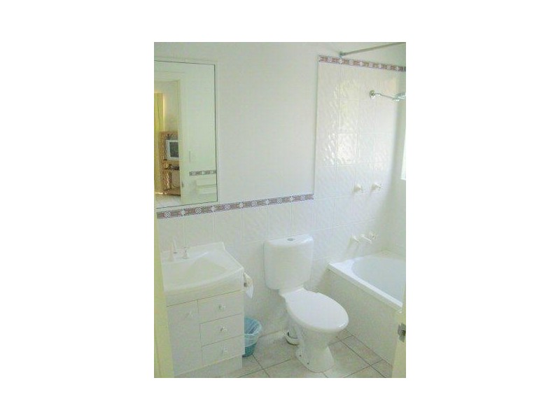 8/40 Captain Cook Drive, Agnes Water QLD 4677