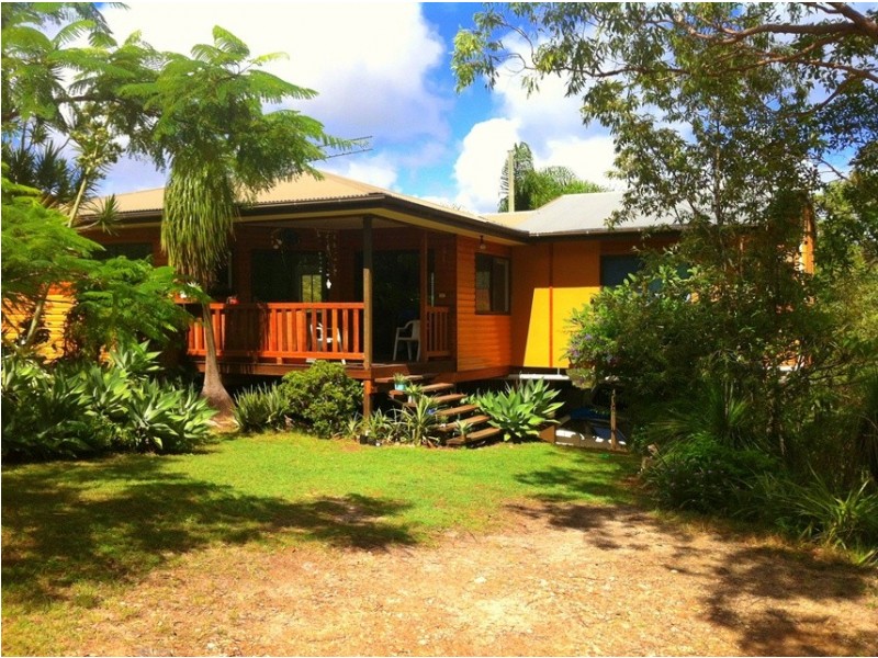 83 Whyte Cres, Agnes Water QLD 4677