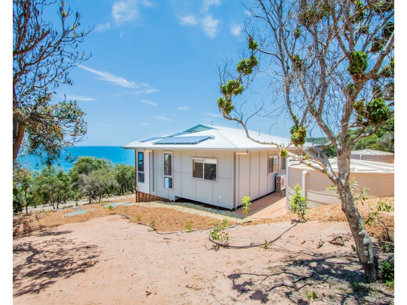 106 Hawkes Bill Drive, Agnes Water QLD 4677