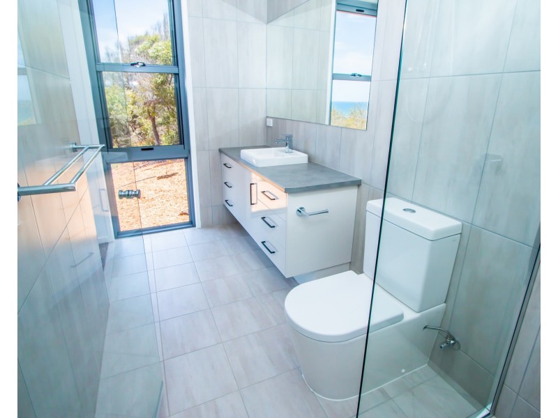 106 Hawkes Bill Drive, Agnes Water QLD 4677