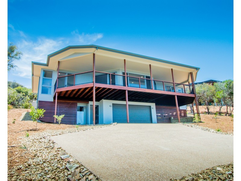 106 Hawkes Bill Drive, Agnes Water QLD 4677