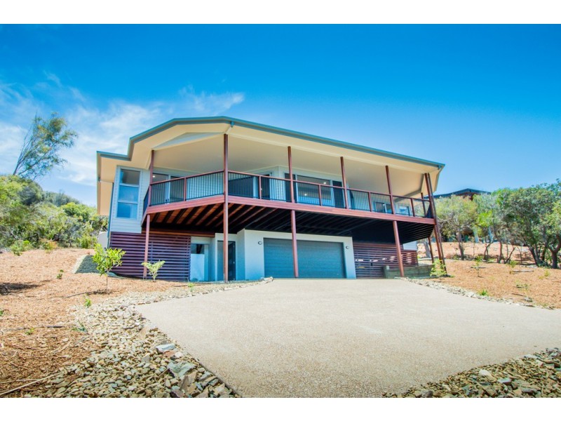 106 Hawkes Bill Drive, Agnes Water QLD 4677