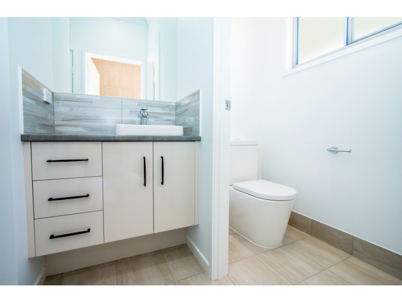 106 Hawkes Bill Drive, Agnes Water QLD 4677