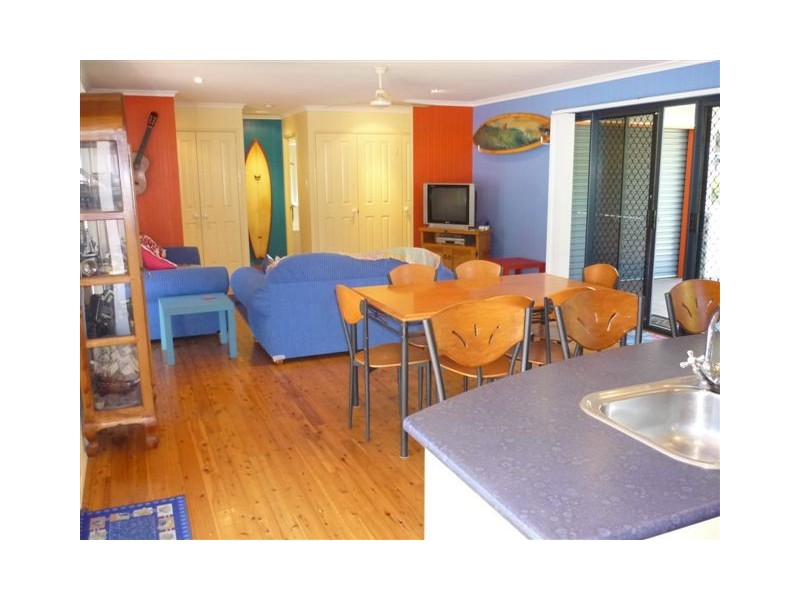 2 Murray Hilton Close, Agnes Water QLD 4677