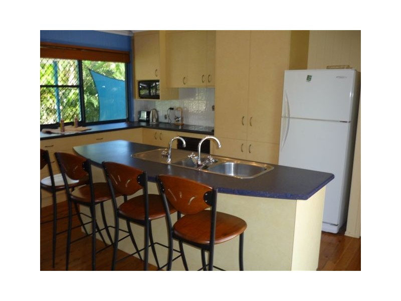 2 Murray Hilton Close, Agnes Water QLD 4677