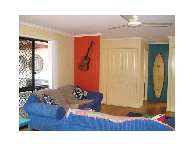 2 Murray Hilton Close, Agnes Water QLD 4677