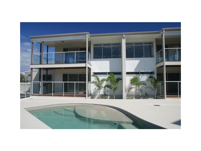 6/2 Dolphin Crt, Agnes Water QLD 4677