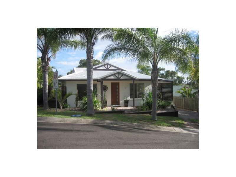 1 Palm Crt, Agnes Water QLD 4677