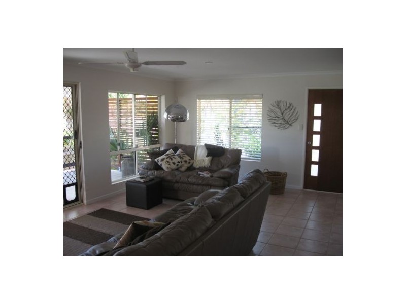 1 Palm Crt, Agnes Water QLD 4677