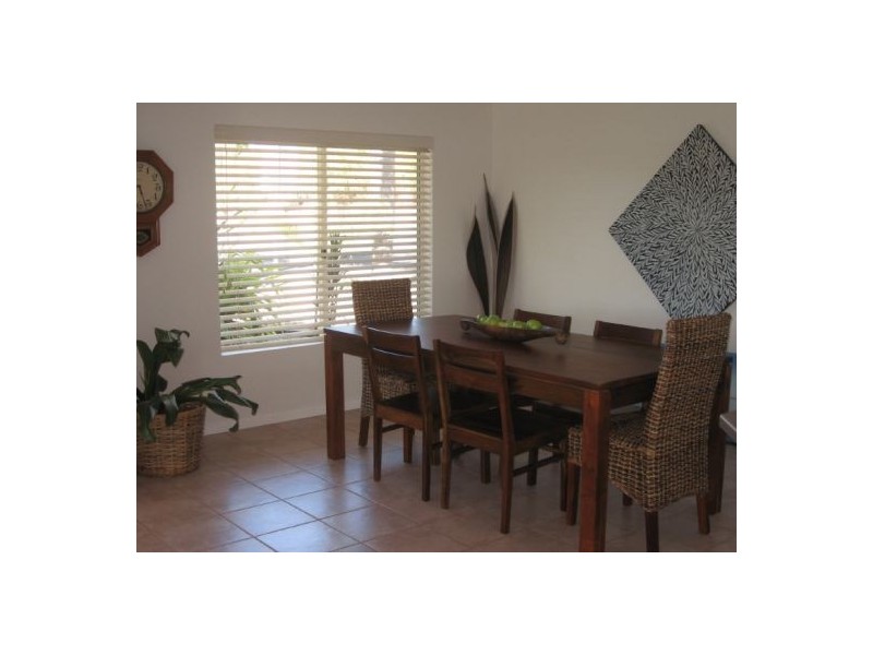 1 Palm Crt, Agnes Water QLD 4677