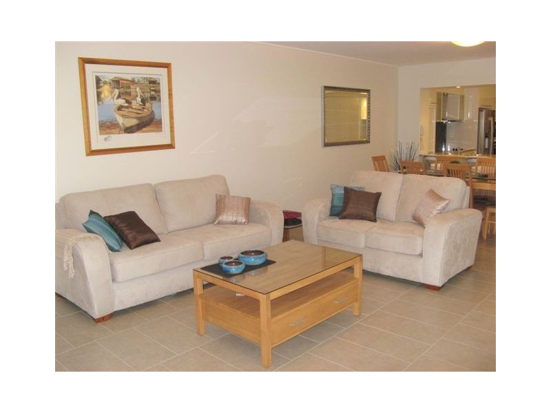0/119 Beaches Village Cct, Agnes Water QLD 4677