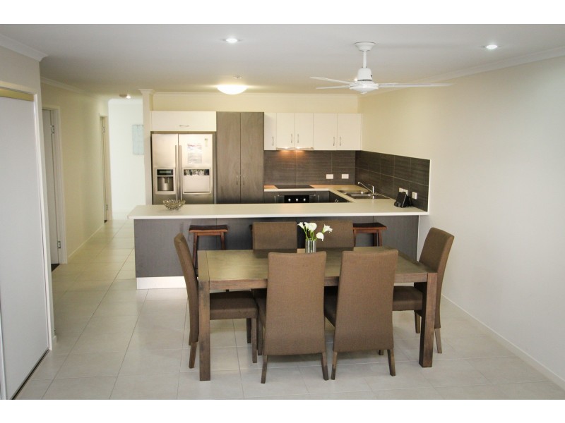 1/6 Springs Rd, Agnes Water QLD 4677