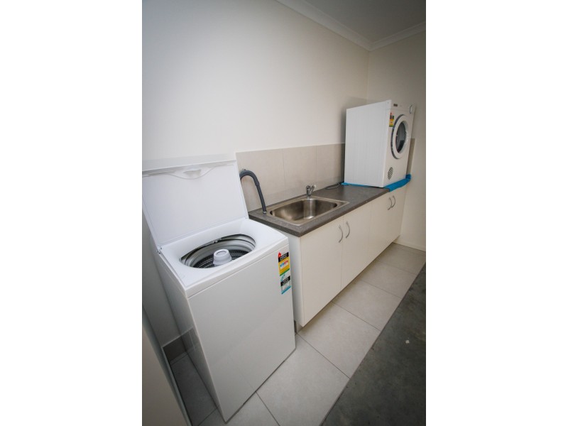 1/6 Springs Rd, Agnes Water QLD 4677