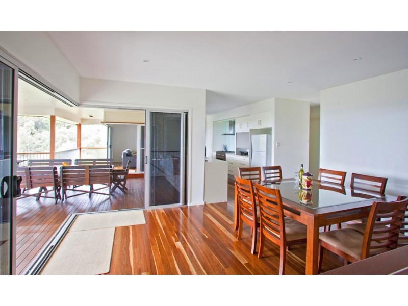 6 Goldsands Crt, Agnes Water QLD 4677