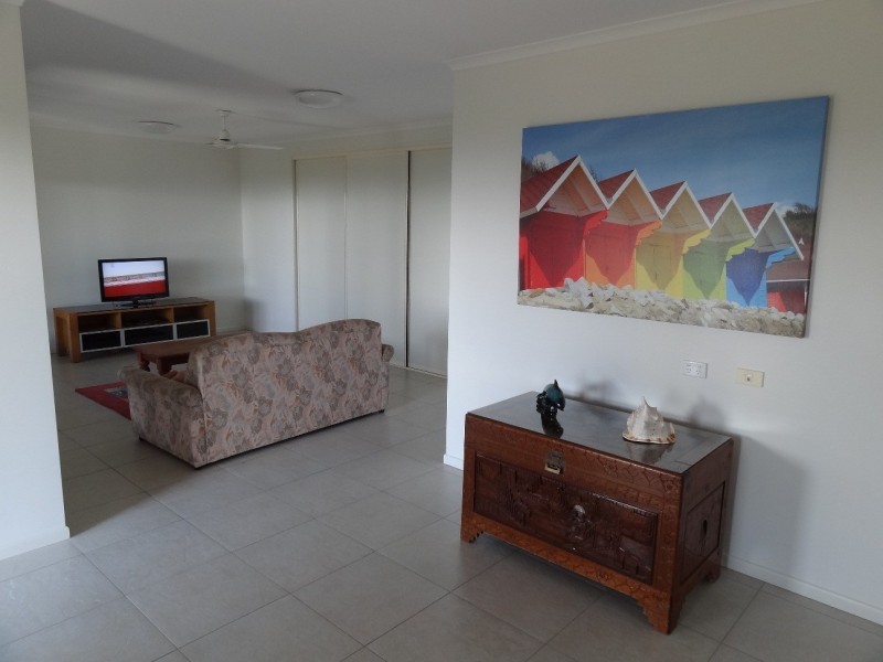 6 Goldsands Crt, Agnes Water QLD 4677