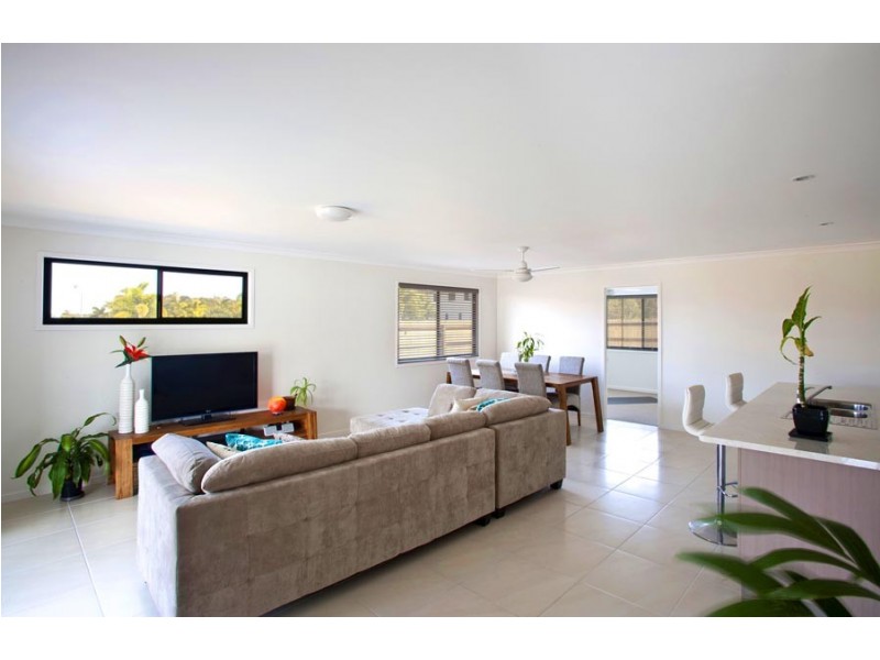 16 Waterfront Drive, Agnes Water QLD 4677