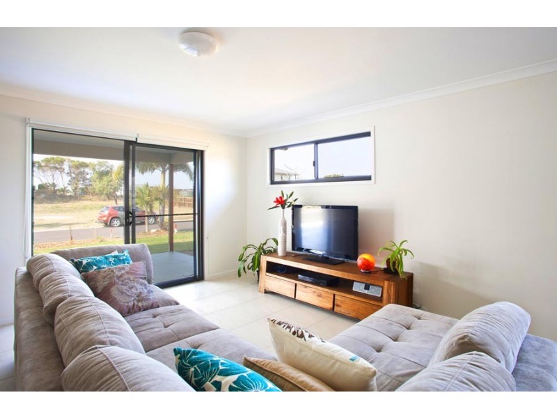 16 Waterfront Drive, Agnes Water QLD 4677