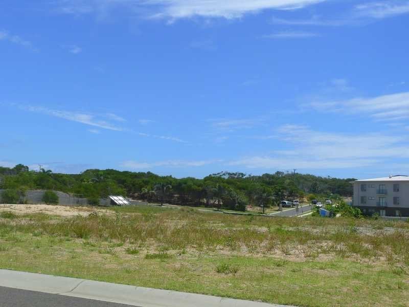 2 Beaches Village Circuit, Agnes Water QLD 4677