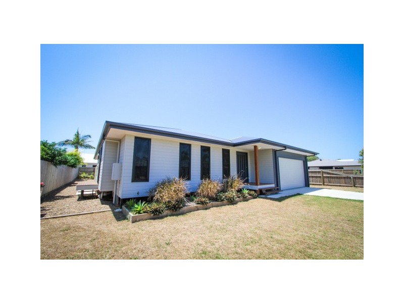 9 Waterfront Drive, Agnes Water QLD 4677