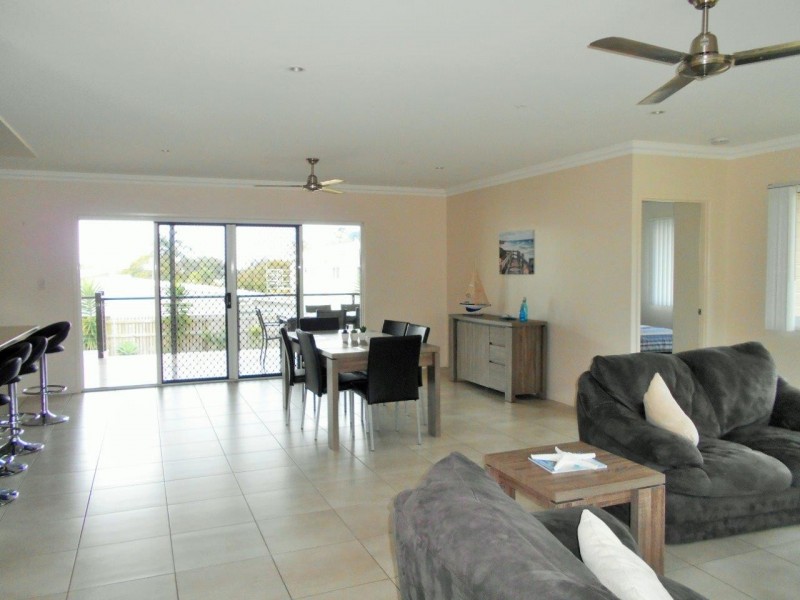 16 Donohue Drive, Agnes Water QLD 4677