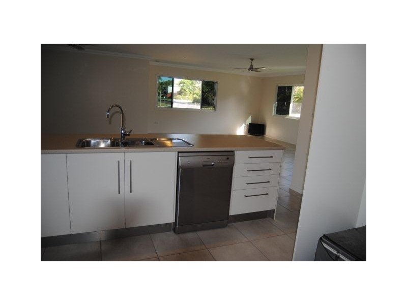 16 Donohue Drive, Agnes Water QLD 4677