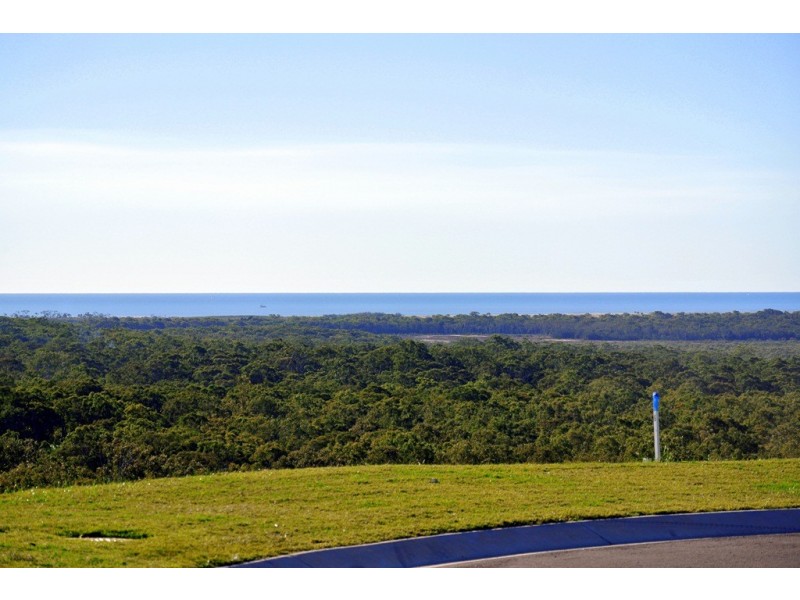 90 Seaspray Drive, Agnes Water QLD 4677