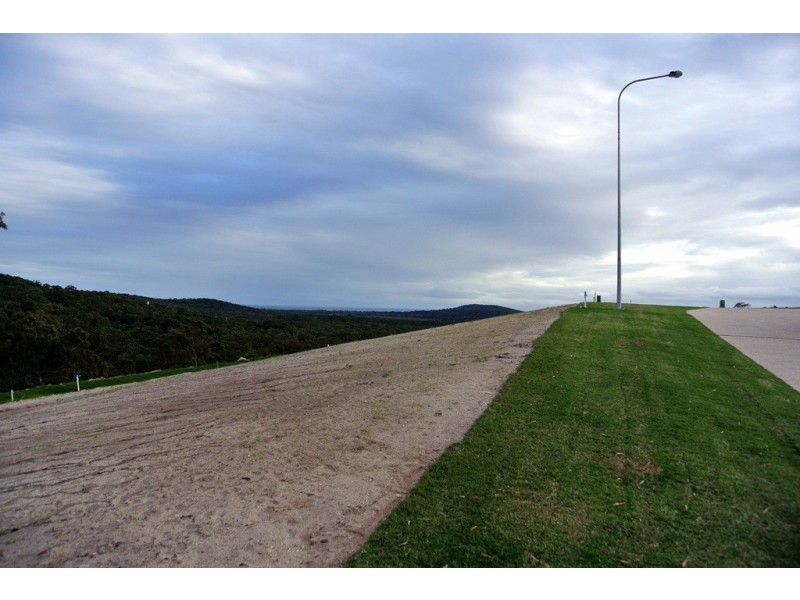 90 Seaspray Drive, Agnes Water QLD 4677