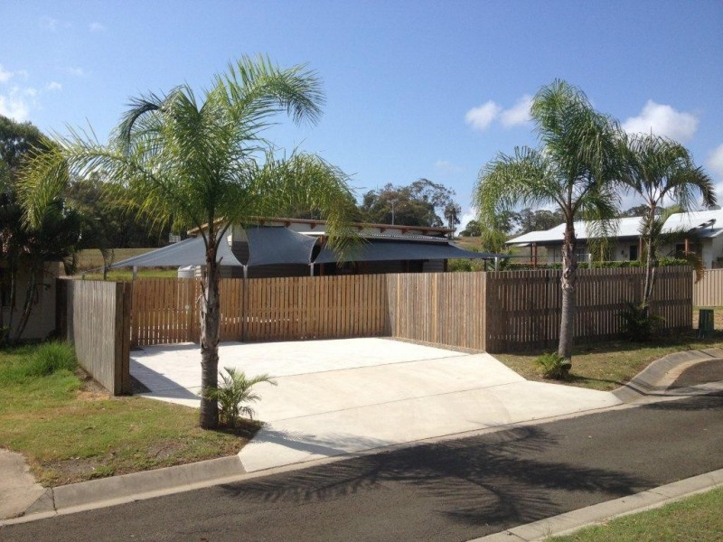 27 Palm Court, Agnes Water QLD 4677