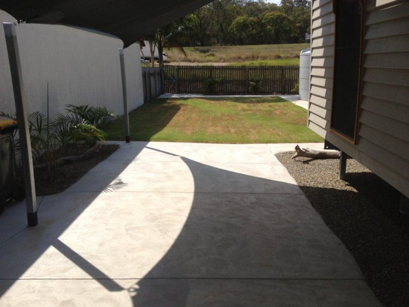 27 Palm Court, Agnes Water QLD 4677