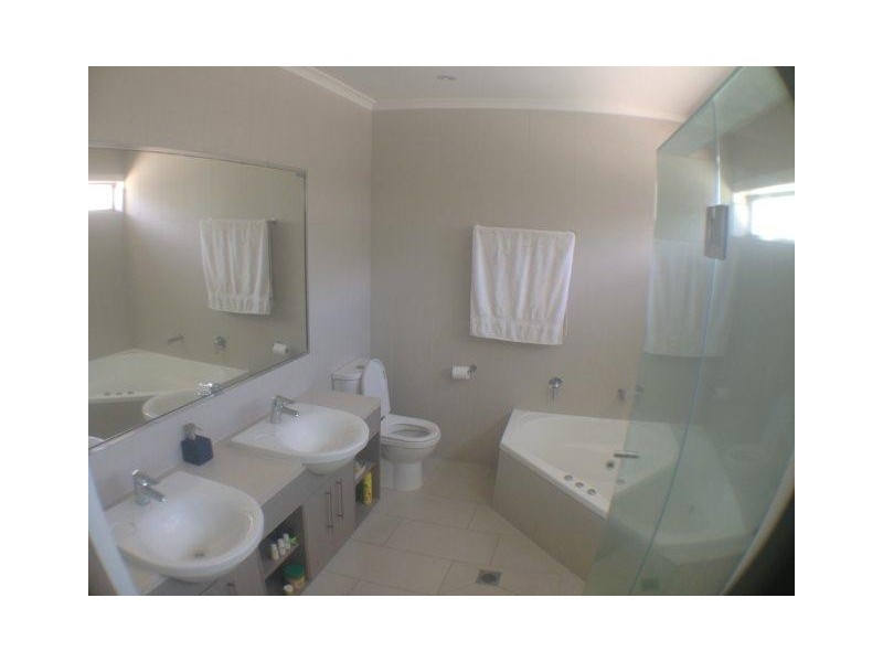 5 / 2 Dolphin Court, Agnes Water QLD 4677