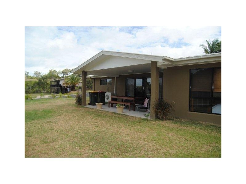 1 Bayview Drive, Agnes Water QLD 4677
