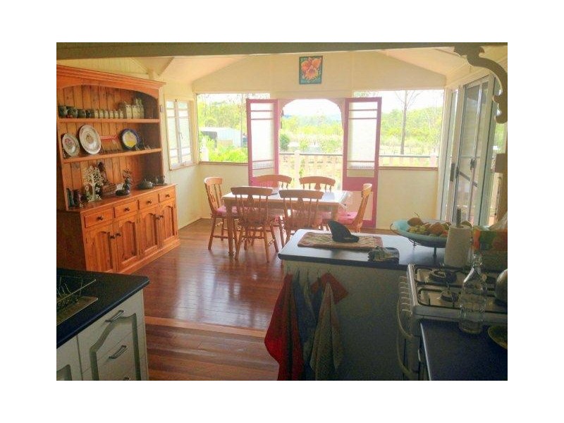 297 Cross Rd, Euleilah QLD 4674