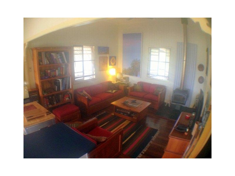 297 Cross Rd, Euleilah QLD 4674