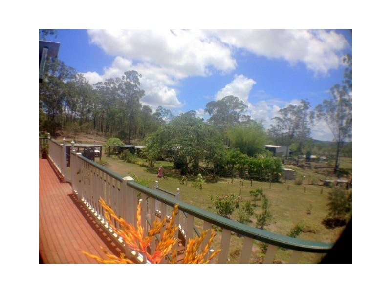 297 Cross Rd, Euleilah QLD 4674