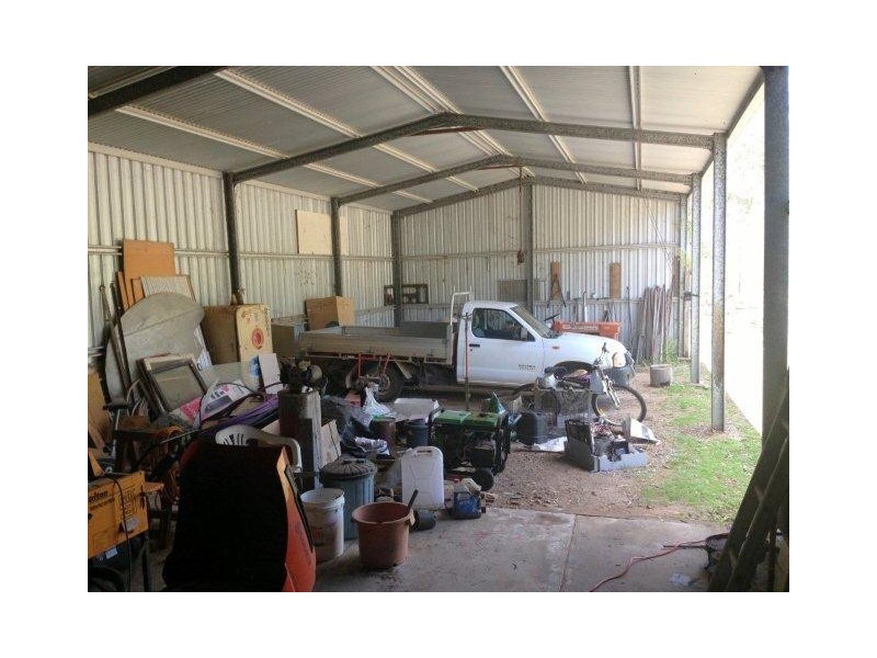 297 Cross Rd, Euleilah QLD 4674