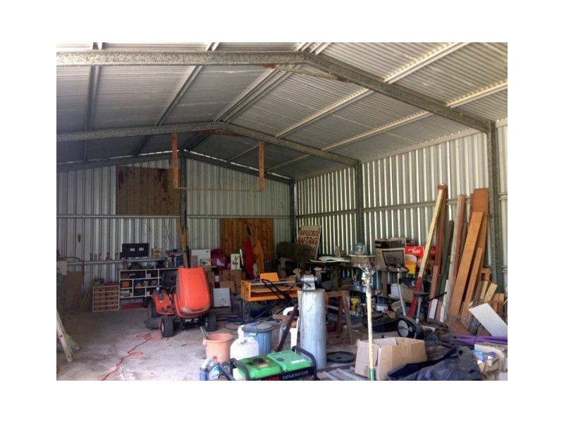 297 Cross Rd, Euleilah QLD 4674