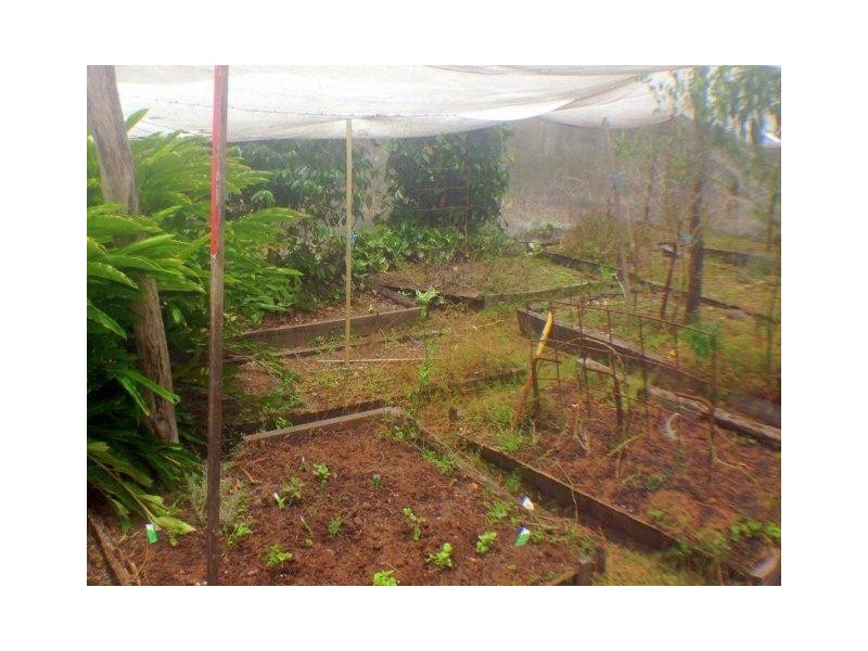 297 Cross Rd, Euleilah QLD 4674